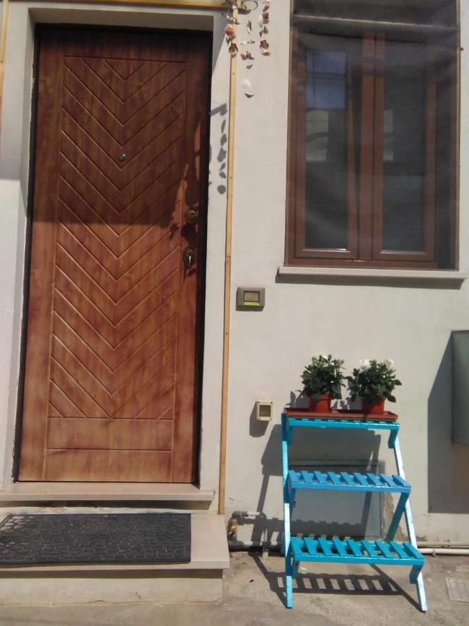 Profumo Di Mare Apartment Пьомбино Екстериор снимка